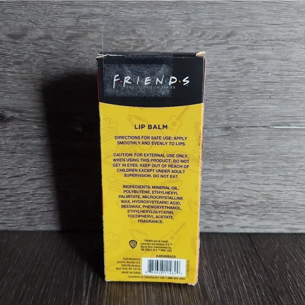 FRIENDS Flavored Lip Balm Gift Set Strawberry Frappe Black Coffee Vanilla Latte
